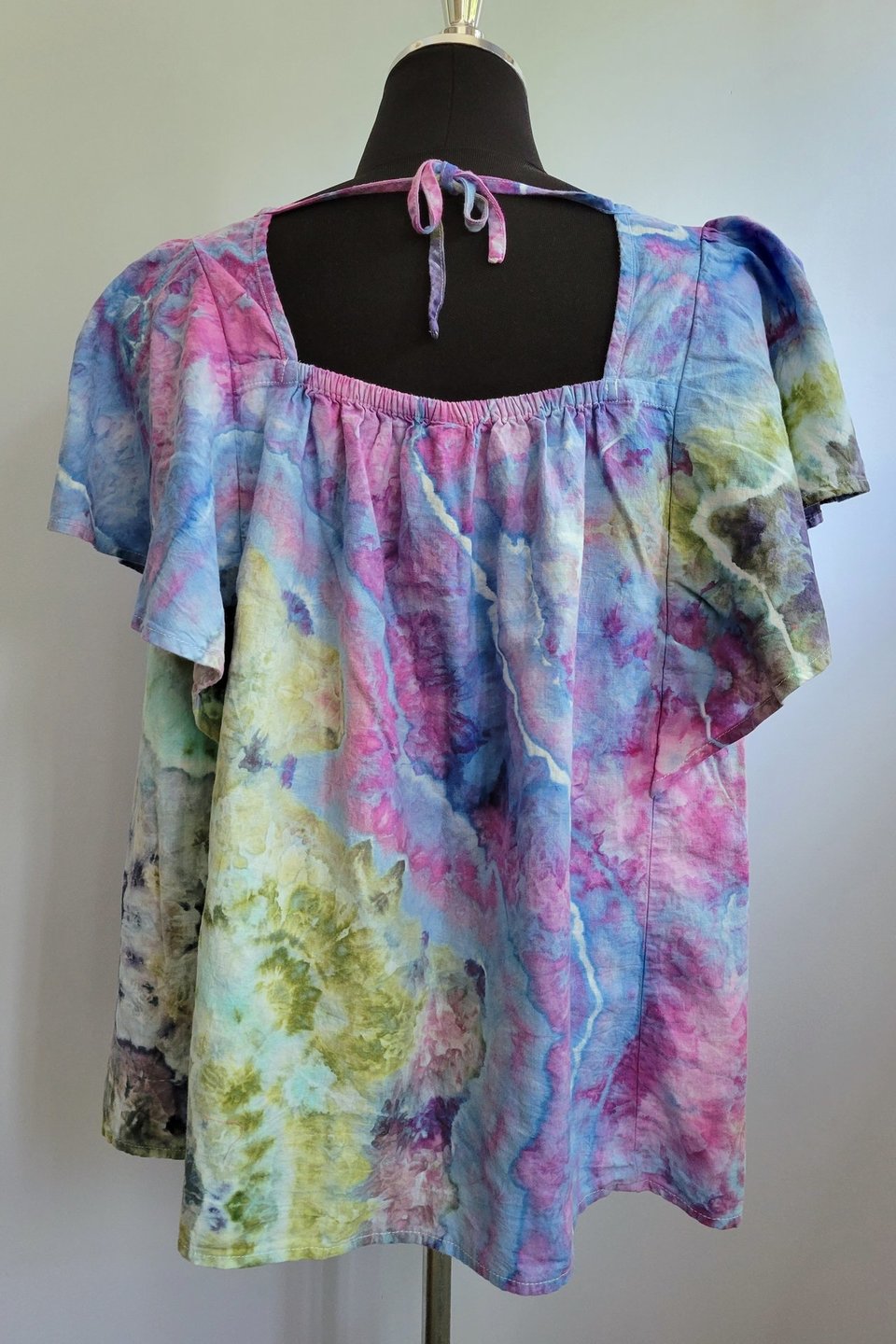 XXL Tall Linen Flutter Sleeve Top, Garden Geode