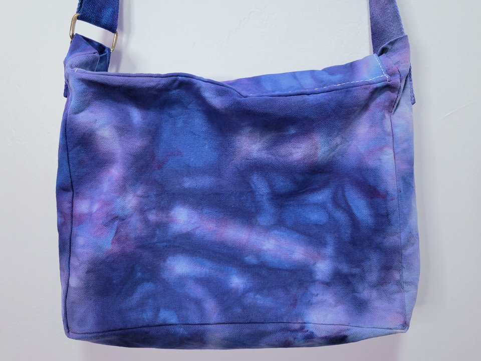 Messenger Bag, Blue Crystal