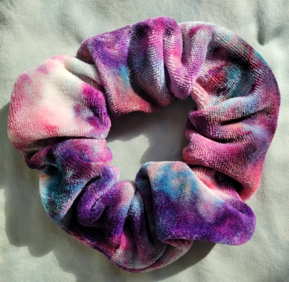 Scrunchie, Bamboo Velvet, Strawberry Skies