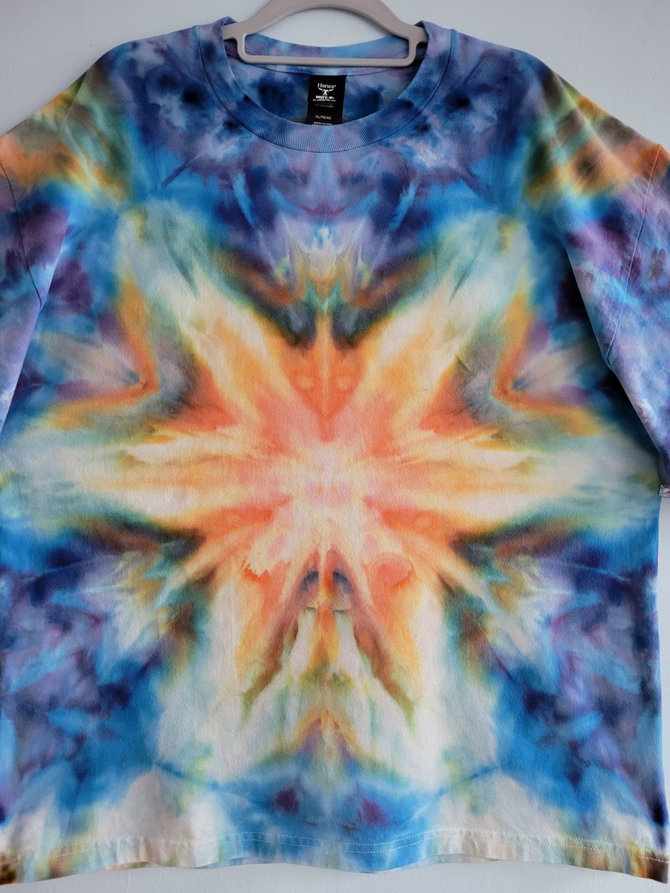 XL Long Sleeve T-shirt, Sapphire Marmalade Farnsburst