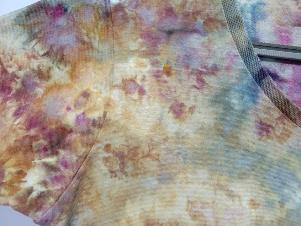 L V-neck, Sunset Sky Watercolor