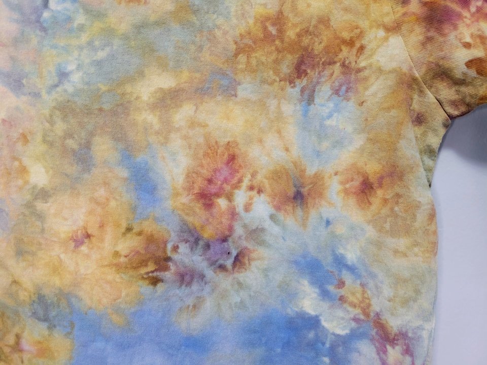 L V-neck, Sunset Sky Watercolor