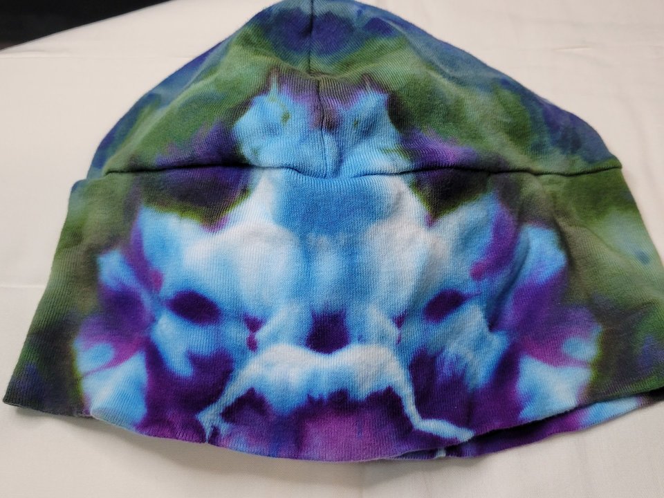 Beanie, Forest Pond Mandala