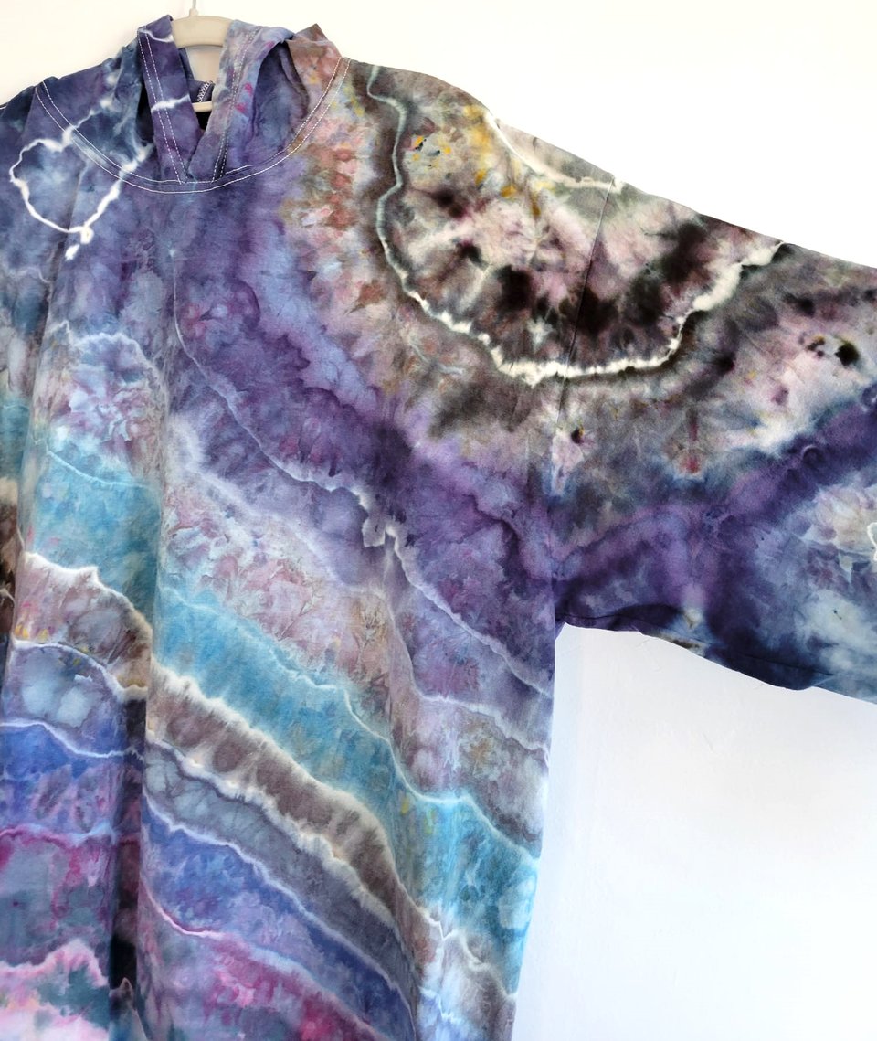2XL Hoodie T-shirt, Blue Geode