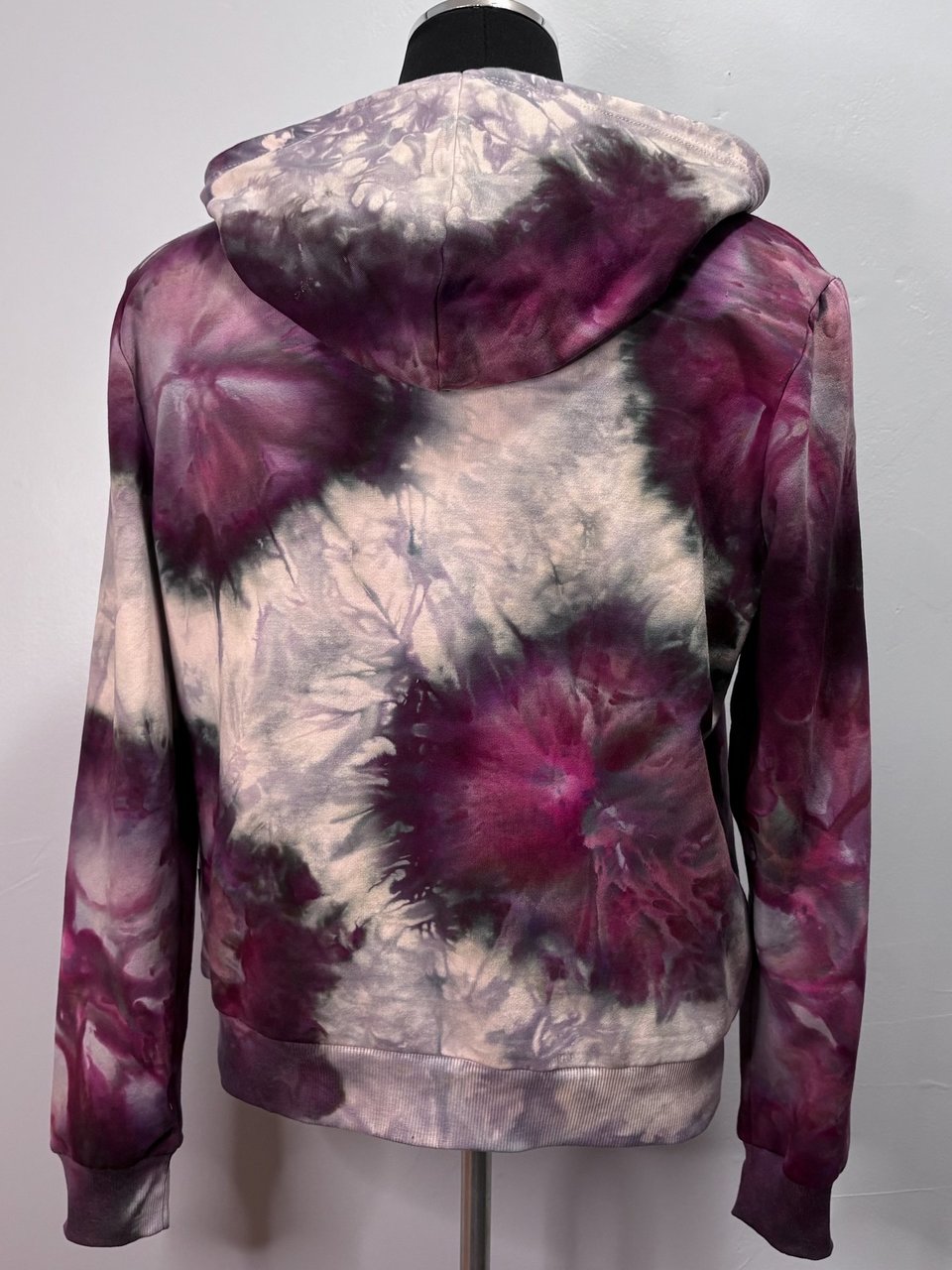 M Zip Up Bamboo Hoodie, Black Cherry Burst