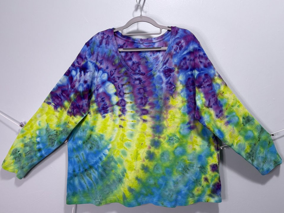 3X Long Sleeve V-neck T, Xanadu Ripple