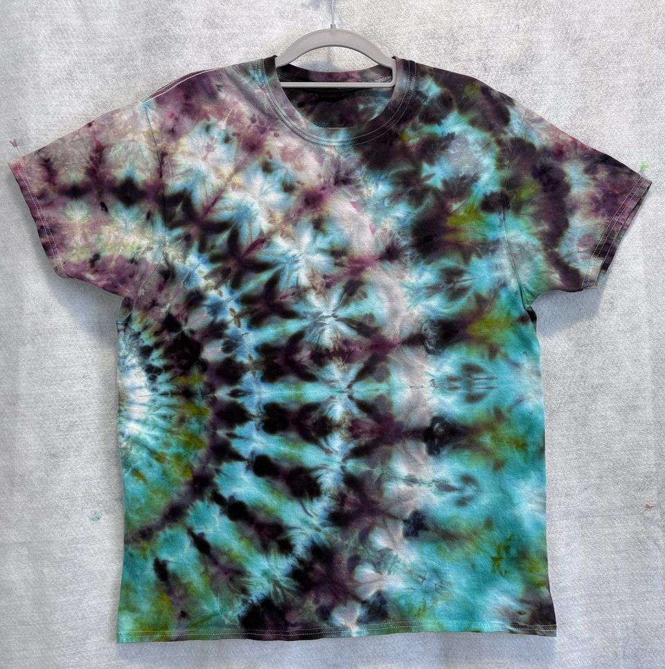 L T-Shirt, Petrified Plum Radar Ripple