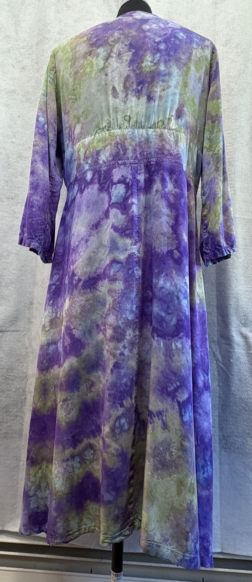 L Button Duster, Wysteria