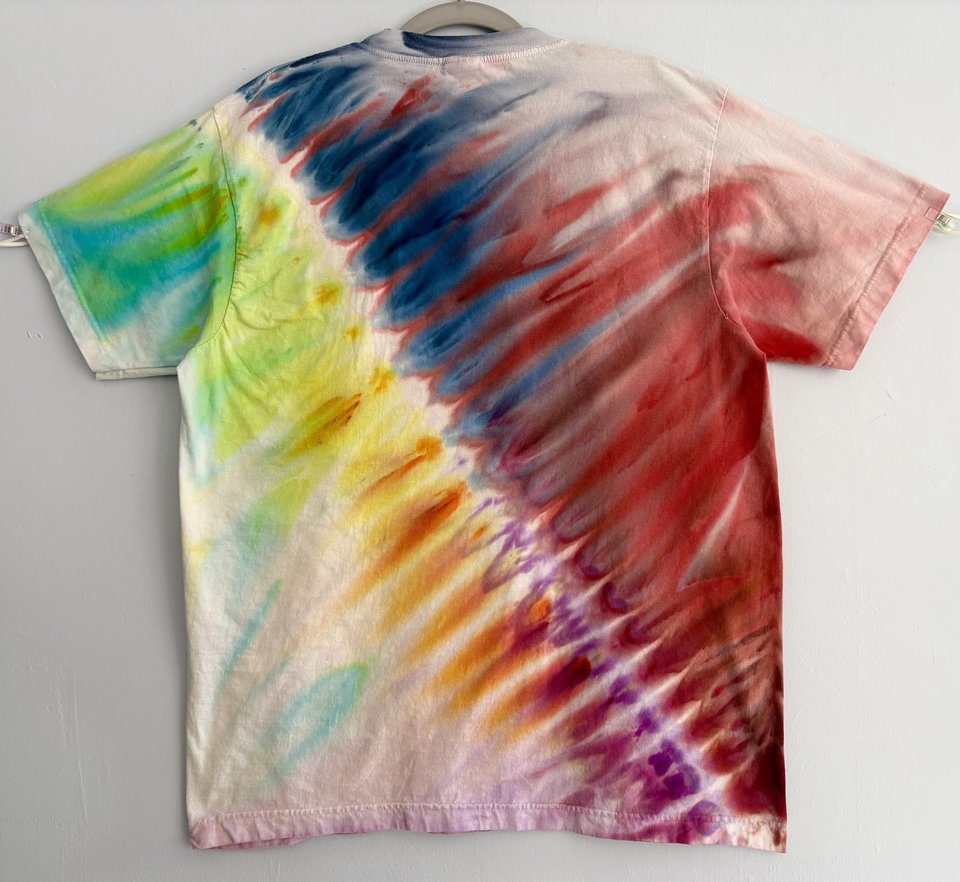 M (L) T-Shirt, Red White, Blue, & Rainbow