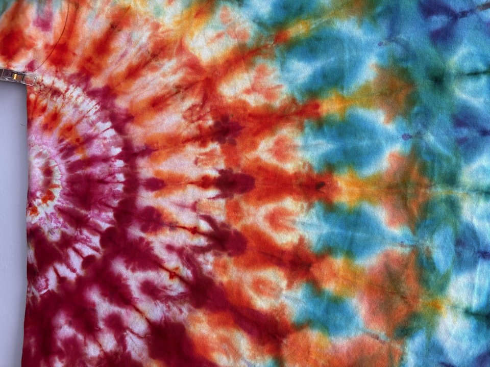 2XL Tall Unisex T-Shirt, Rainbow Ripple