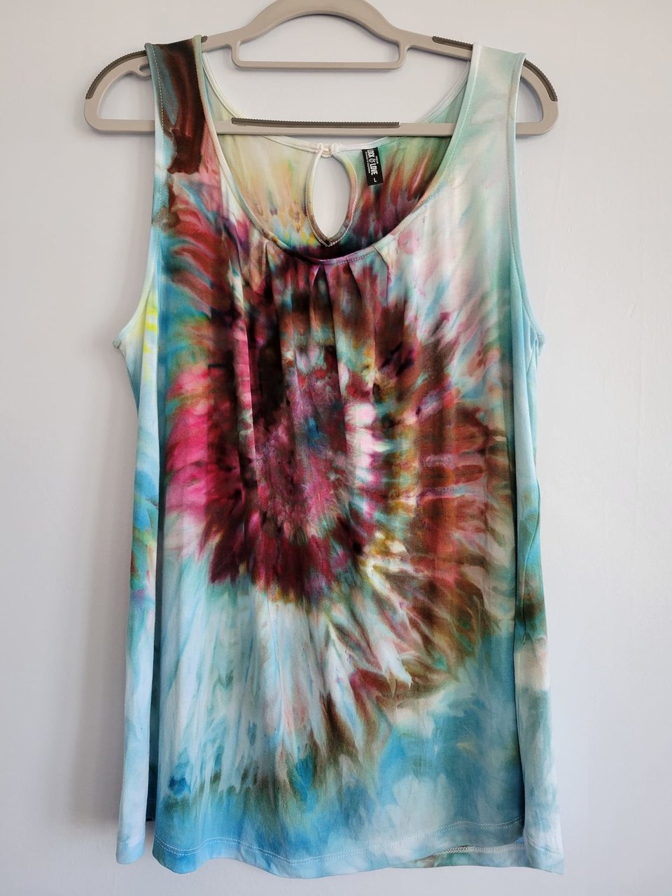 L Rayon Button Back Ladies Tank Top, Swirl