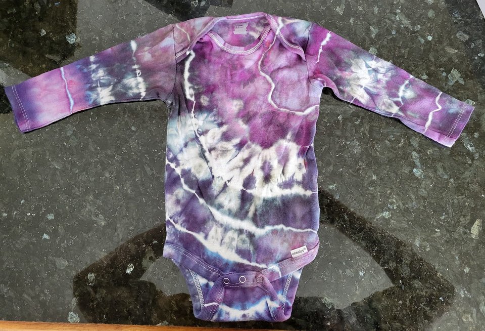Onesie, 6-9 month long sleeve, purple geode