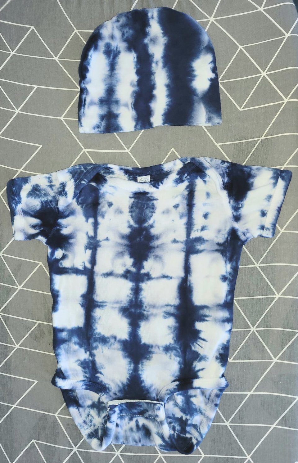 Onesie, 12 month short sleeve with matching beanie, Shibori style