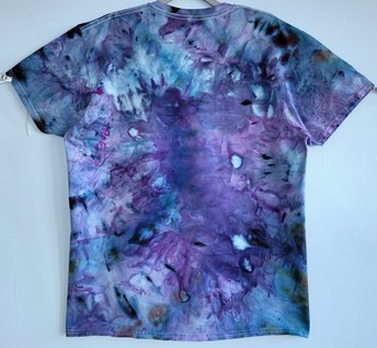 L T-Shirt, Nebula