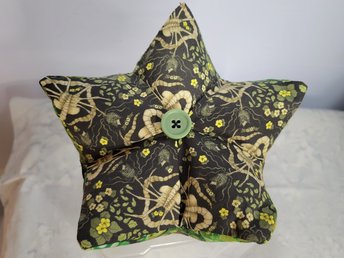 Pin Cushion, Alien Face Hugger