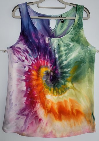 M Button Back Rayon Tank, Rainbow Spiral