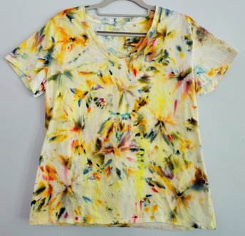 L Women's V neck T, Fireworks 