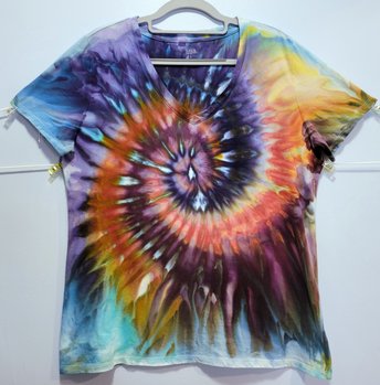 L Women's V-neck T-shirt, Fall Spiral