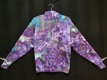 XS Hoodie, Strawberry Song