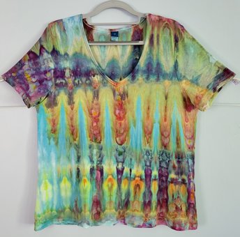 S/M Rayon V-Neck, Watercolor Falls