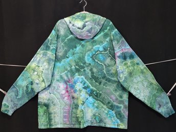 2XL/3XL Hoodie T-shirt, Spring Garden Geode