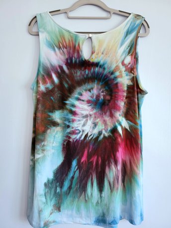 L Rayon Button Back Ladies Tank Top, Swirl